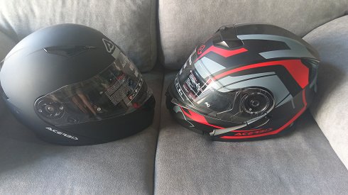 2 cascos ACERBIS