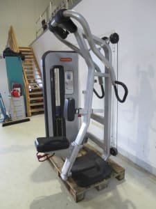 Máquina de gimnasio STAR TRAC ROW