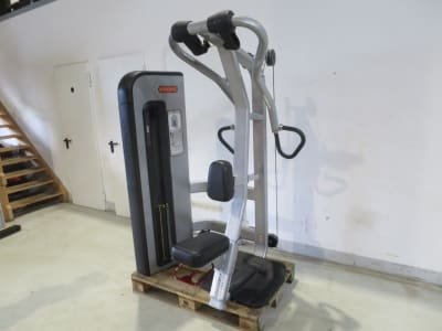 Máquina de gimnasio STAR TRAC ROW