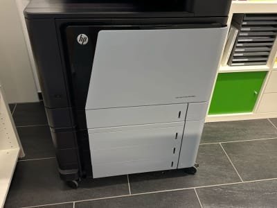 Impresora HP Color LaserJet Flow MFP M880