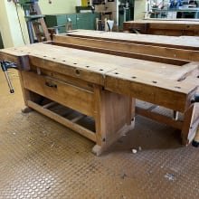 ULMIA Planing bench with contents