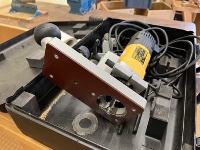 DEWALT DW631 Router