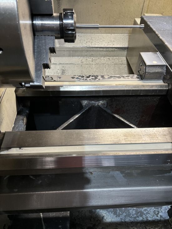 Torno paralelo CNC