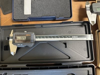 Lot measuring instruments