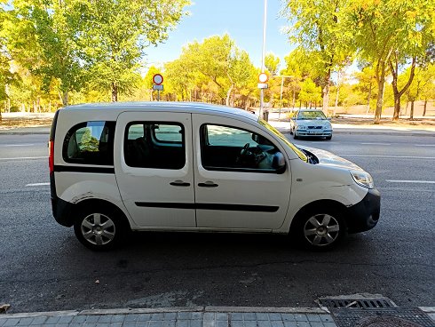 Renault Kangoo COMBI DCI E6  diésel - 6892 KCZ