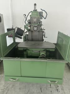 DECKEL FP 4 Universal milling machine