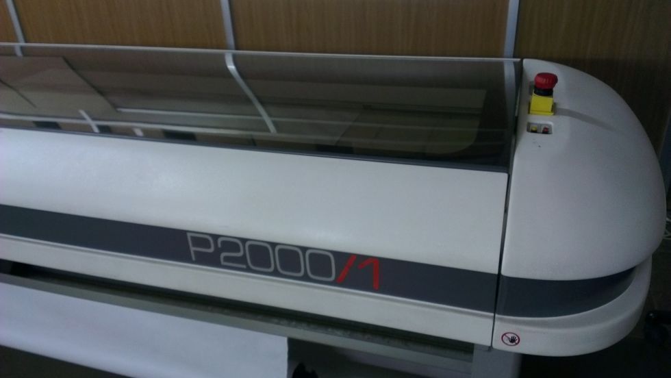 .Plotter P2000 Investronica