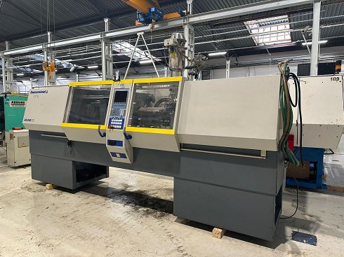 BATTENFELD BA 1000/200 CDC Injection moulding machine