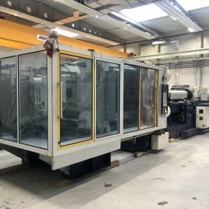 KRAUSS-MAFFEI KM 650-5700 CM Injection moulding machine