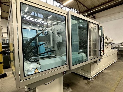 KRAUSS-MAFFEI KM 420-3500 C2 Injection moulding machine