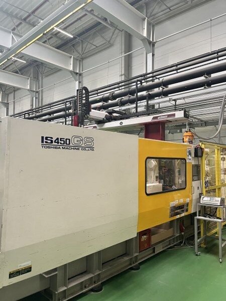 TOSHIBA IS450GSW-27AT Injection moulding machine