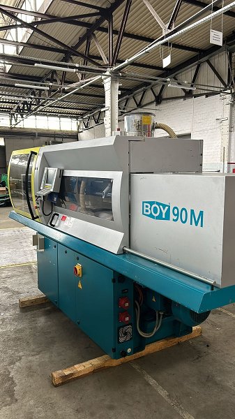 BOY 90 M Injection moulding machine