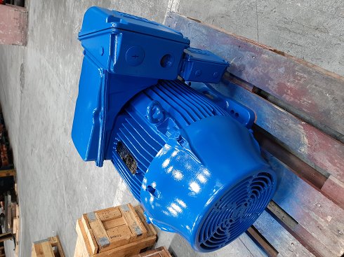 MOTOR TRIFASICO WEG W22 45KW/60CV IE2  1500RPM.400/690V.50HZ.IP55 B3 AILS: F