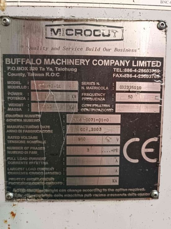 Centro mecanizado microcut mcv-2416