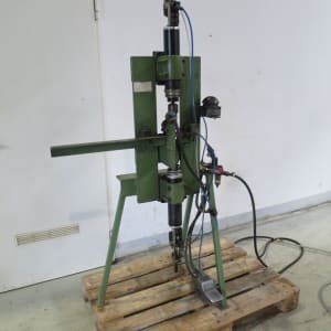 DESOUTTER AFD-60 Drilling rig