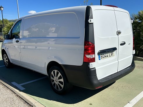 Furgoneta Mercedes E Vito eléctrica 2021 - 6044 LVF