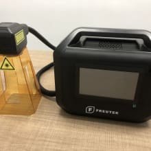 Marcador láser portátil de 20 W con batería FREUTEK LMM0020