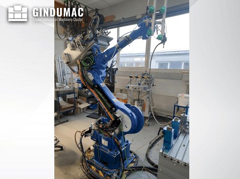 Máquina robot YASKAWA 6VX88 (2020)