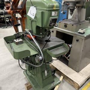 BURGER D04 Riveting machine