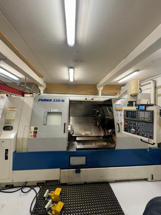 CNC Lathe with c-axis DAEWOO DOOSAN - 350 MB MACH-ID 8867 Make: DAEWOO DOOSAN Type: 350 MB Control: