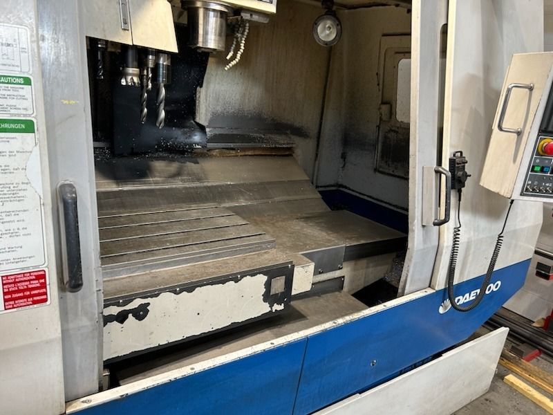 3-axis CNC machine (VMC) DAEWOO - MYNX 500