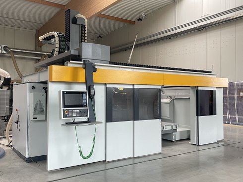 Centro de trabajo CNC (madera) Biesse Materia CL 3015 - Máquina de demostración