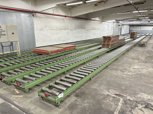 Roller conveyor approx. 145 running meters