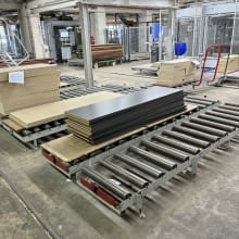 Roller conveyor approx. 35 running meters with cross transport trolley