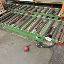 WTT Scissor lift table with roller conveyor