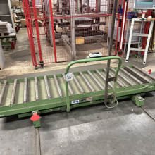 WTT E 10.13.6 Scissor lift table with roller conveyor and trolley