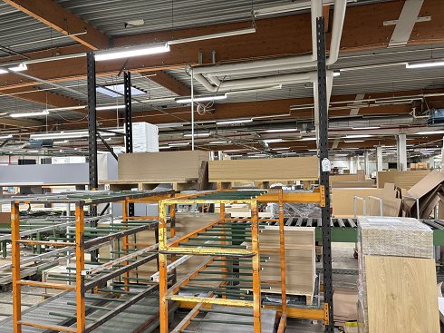 Heavy duty shelving