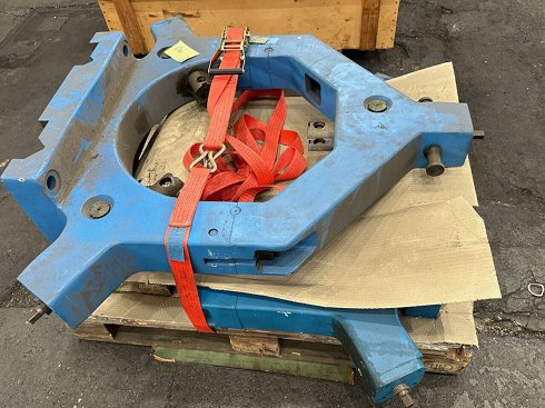 Item (2x) moving steady for heavy machinery construction 500 mm