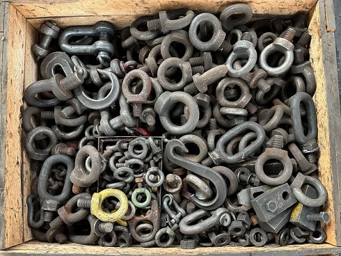 Item load lifting equipment, shackles, eyebolts