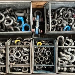 Item load lifting equipment, eyebolts, shackles, lashing stops