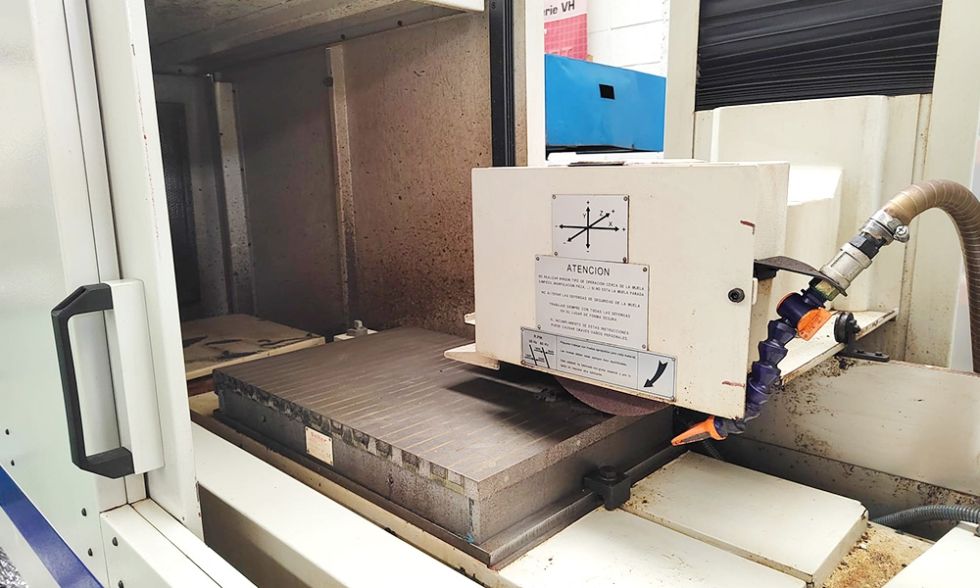 Rectificadora Universal CNC