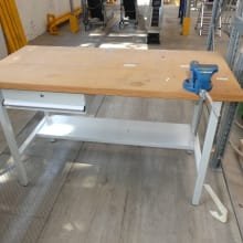 Workbench with Bench Vise