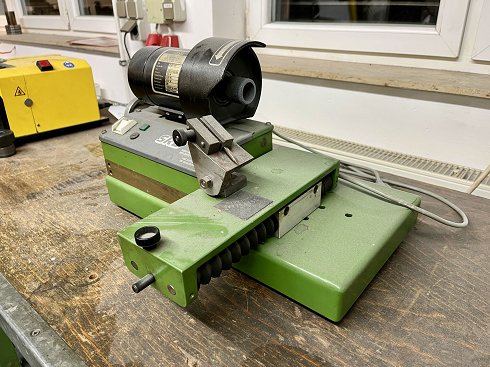 SRD DGN 90 Drill grinder