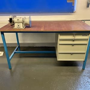 Workbench with contents