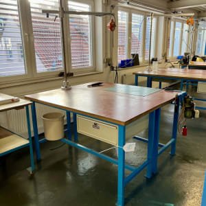 HANEU Lot workbenches