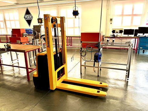 JUNGHEINRICH EJC 110 Electric pallet truck