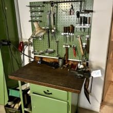 Workbench with contents