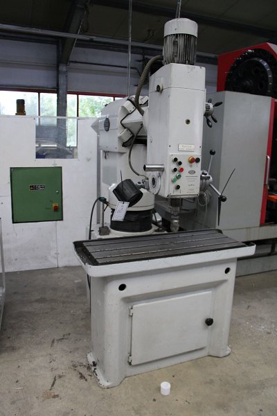 Taladro de columna DONAU DR 32