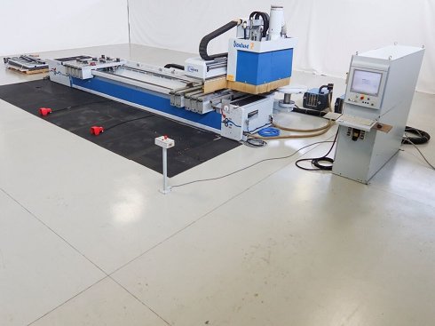 Centro de mecanizado CNC con mesa de consola WEEKE OPTIMAT VENTURE 7