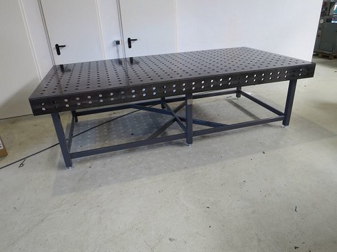 WMT P-2990 x 1490 Welding table / hole table