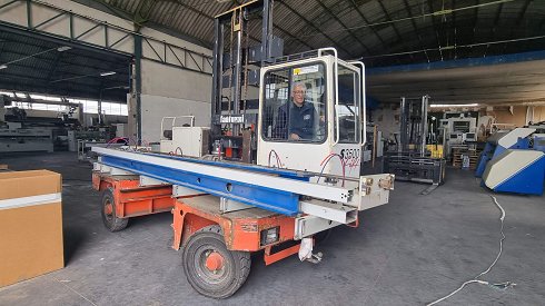 FANTUZZI S3500 Lateral diesel forklift