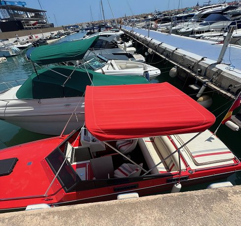 Open/runabout de 7,80 m de eslora