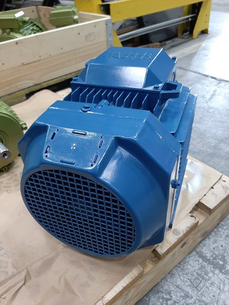 MOTOR ABB TRIF.SERVICIO MARINO 7KW - 8KW