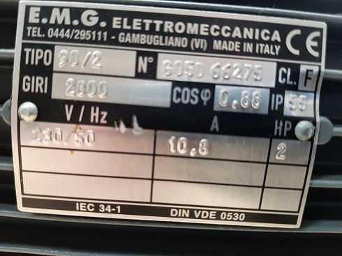 MOTORES MONOFASICOS E.M.G.  2 CV. 230V. IP55 2800 RPM NUEVOS SIN USO