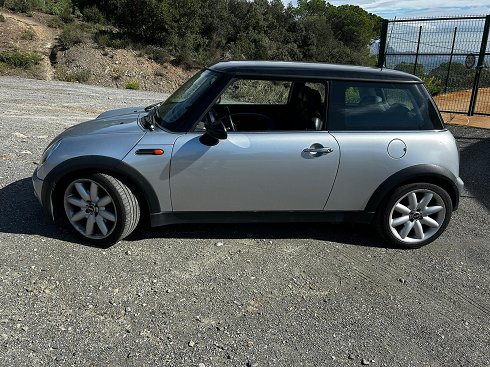 Mini Cooper 1.6 115cv automatico - 2002 - 4933 BYT