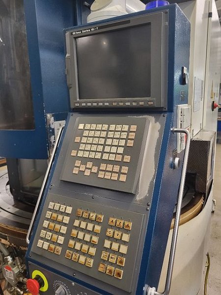 Torno vertical CNC